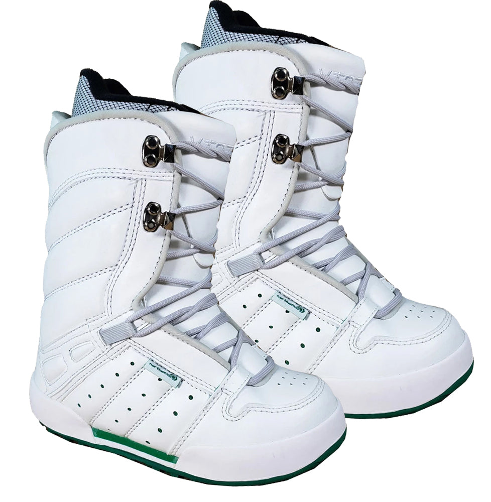 Northwave Vintage Snowboard Boots Blem White Green Women Kid 4-5 (runs 1/2-1 size small)