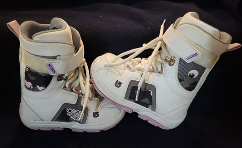 Burton Freestyle Girls USED Snowboard Boots Size 4 White Rare Purple Pink